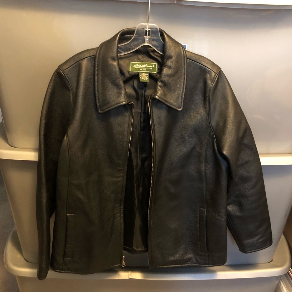 Women’s Eddie Bauer Medium Petite leather jacket